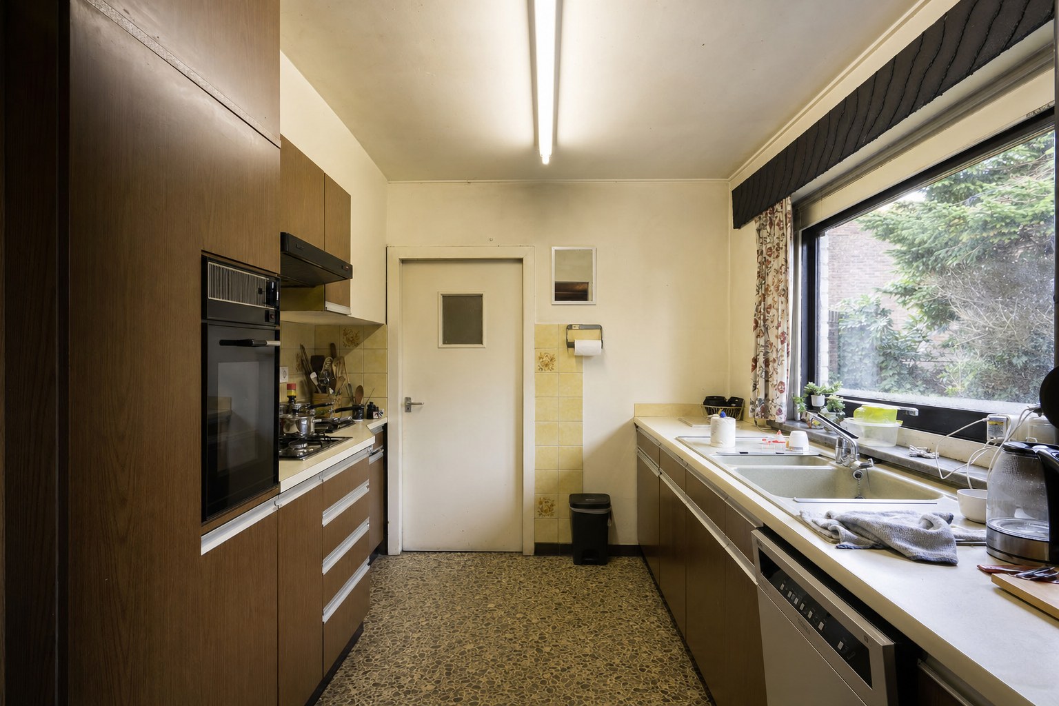 Atelier cuisine — before
